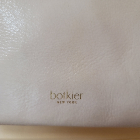 Botkier, Warren City Leather Crossbody, Chai‎ - Picture 10 of 16